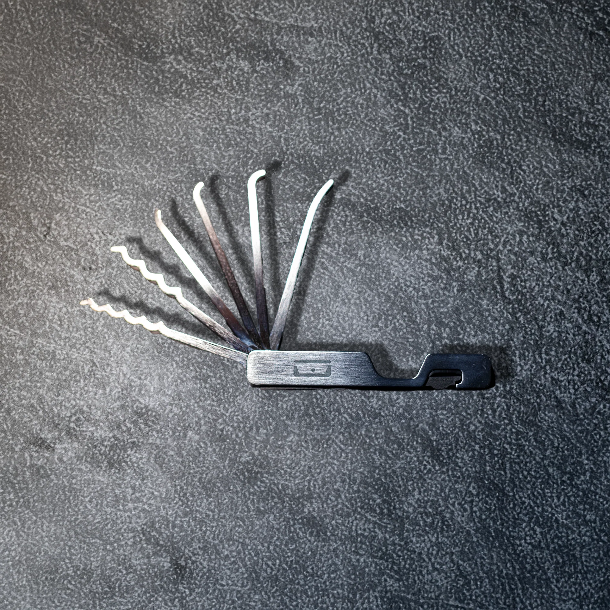 Folding Utility Pick (FU Pick)